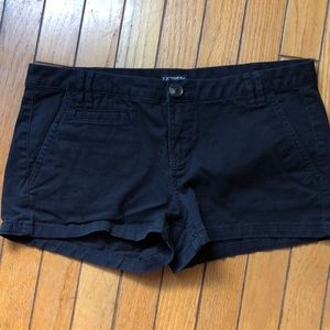 Black express shorts